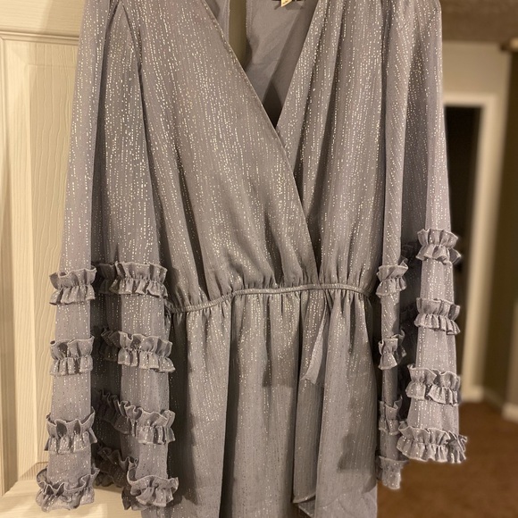 Perrywinkle romper - Picture 2 of 5